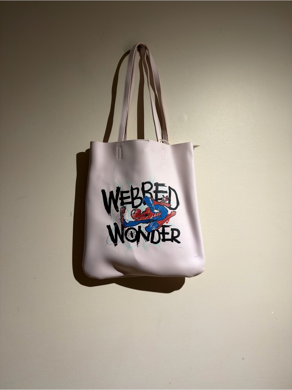 Marvel – Shoulder Bag – Spider Man Pink Tote with Webbed Wonder Graphic - Picture 3 of 7